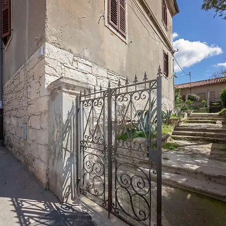 Arena Διαμέρισμα *