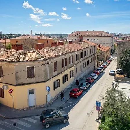 Arena Διαμέρισμα *