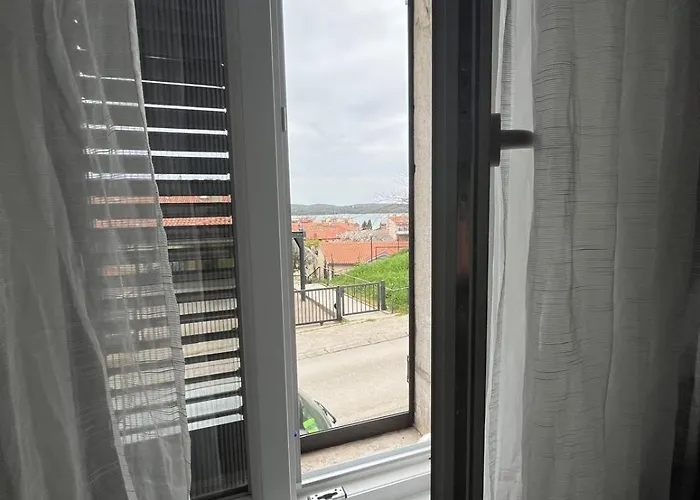 Arena Διαμέρισμα Πούλα