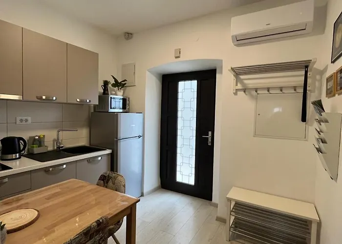 Διαμέρισμα Arena Πούλα